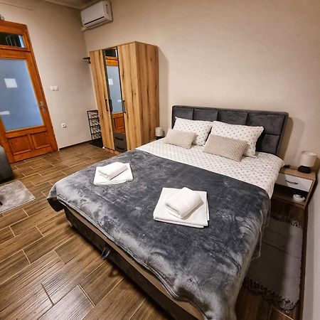 Dorce Apartmani Horgos エクステリア 写真